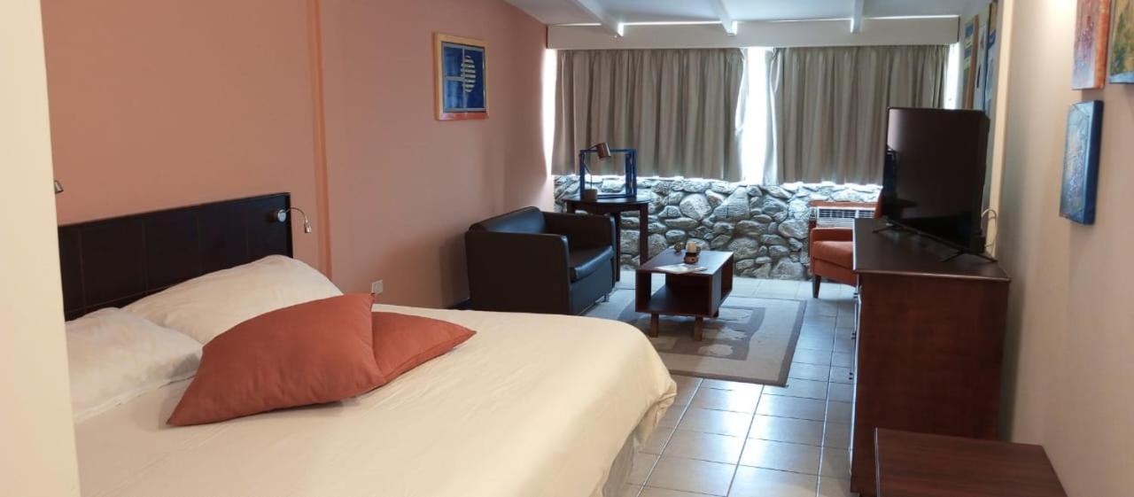 Hotel La Pedregosa Mérida Exteriör bild