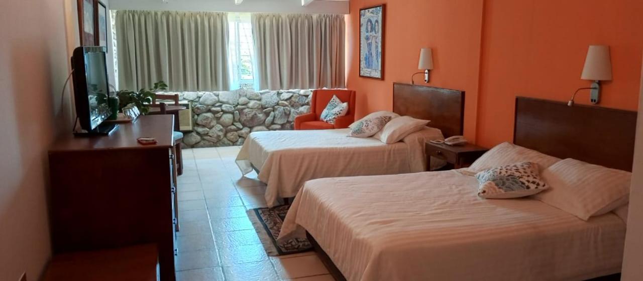 Hotel La Pedregosa Mérida Exteriör bild